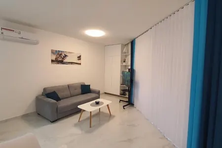 Prodajem jednosoban stan u Rafalovićima 44m2