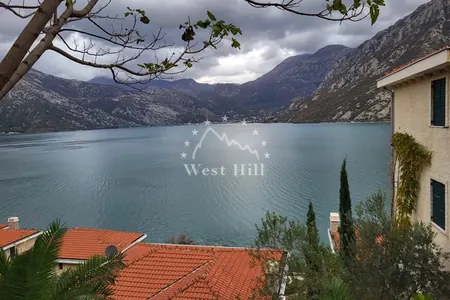 Three bedroom apartment in the complex
