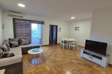 3-Zimmer-Wohnung zu vermieten, Becici, Meerblick