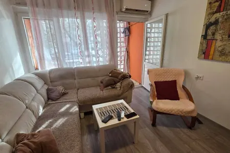 Продается квартира с 2 спальнями, Подгорица