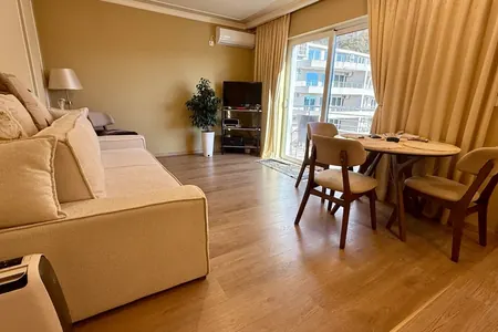 Продается квартира с 2 спальнями, Петровац, вид на море