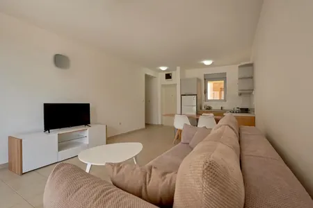 1-Zimmer-Apartment mit großer Terrasse, Petrovac