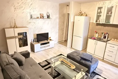Jednosoban stan na prodaju u Budvi, Rozino