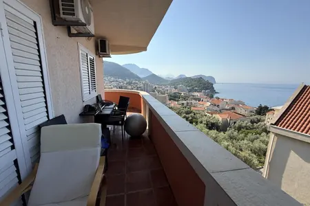 2-Bedroom Apartment with Sea View and Large Terrace