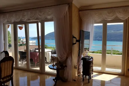3-Zimmer-Wohnung zu verkaufen in Herceg Novi