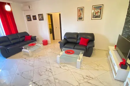 3-bedroom apartment in the center of Budva, new building with parking AVAILABLE FROM JUNE 5!!!