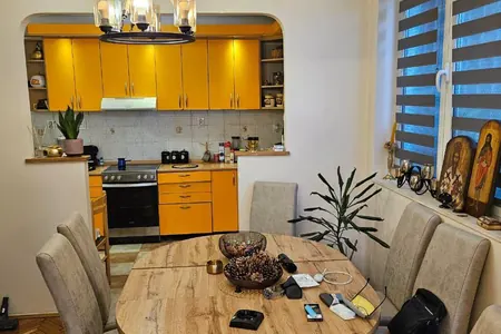 3-Zimmer-Wohnung von 93 m2 mit Meerblick in Topla zu verkaufen