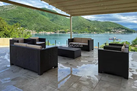 4 apartments in a family leisure complex in Kamenari