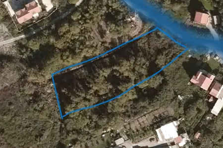 Urbanized Plot 2554m2 in Lastva Grbaljska, Kotor