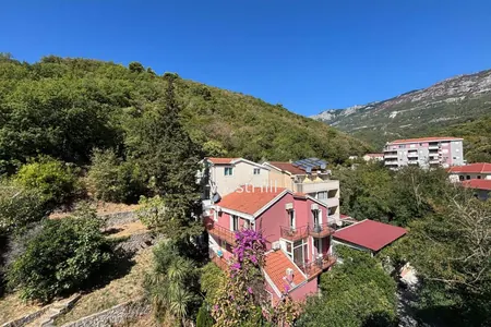 Apartman (34) sa pogledom na planinu