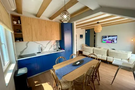 Apartment for sale 98 m2 with sea view, in a residential complex with a swimming pool in Kotor