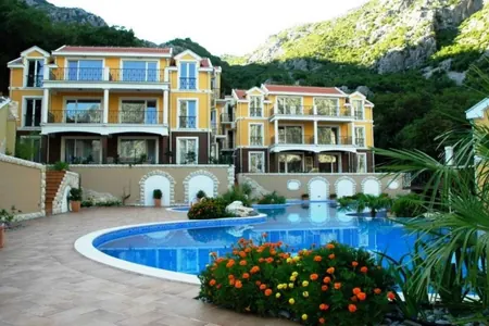 Apartment for sale in a complex in Orahovac, Kotor