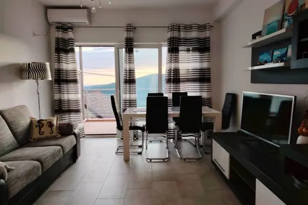 Apartment for sale with sea view in Seoc.