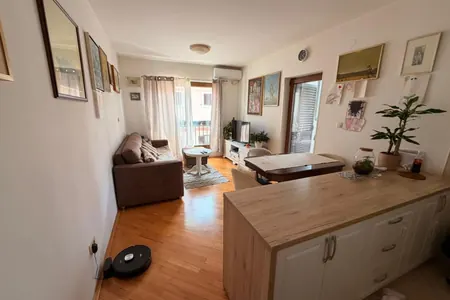 Udoban studio u Baoshichi sa bazenom – 47 m²