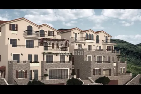 Apartments in Tivat on the first line
