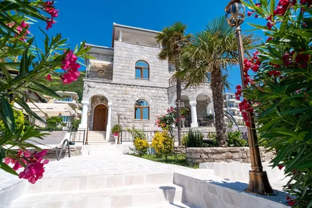 Luxury Villa on the Seafront with Private Beach and Relaxation Area in Biela, Herceg Novi