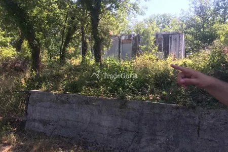 Большой участок со старым домом