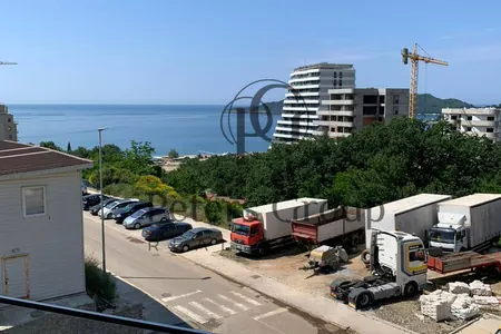 Уютная двухкомнатная квартира на продажу в Бечичи