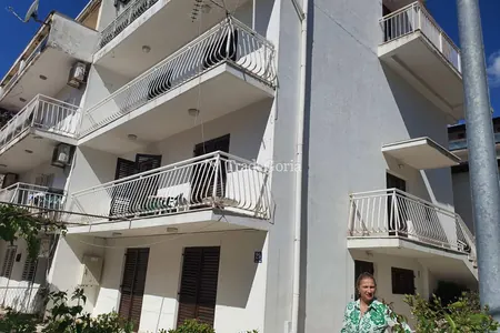 Дом в Герцег-Нови - 340.000 евро