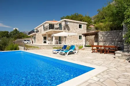 Two-story stone villa Near Kuchi. Budva.