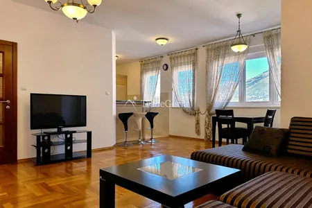 Эксклюзивная продажа квартиры в центре Бара с 2 спальнями видом на море и парк