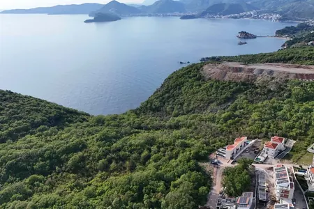 Ekskluzivna parcela u Reževićima blizu mora sa 3 plaže na pešačkoj udaljenosti