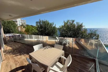 Продается 2-комнатная квартира 110 м² с видом на море в Добрых Водах