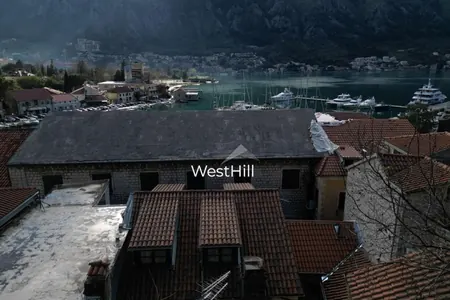 Historisches Steinhaus im Herzen der Altstadt von Kotor
