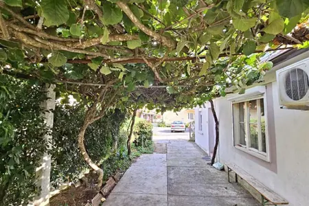 House for sale in Zelenika, Herceg Novi.