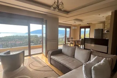 House for sale with panoramic sea view — Zelenika, Herceg Novi