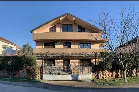 House of 360 m2 on a plot of 564 m2, Podgorica. Doliani