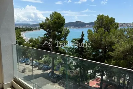 Apartment mit Meerblick und 1 Schlafzimmer in Bar, 1. Linie vom Meer - 168.000 Euro