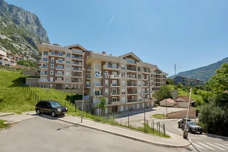 Stanovi u novom stambenom kompleksu, Dobrota - Početak od 147.000 evra