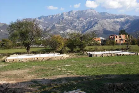 Zemljiste na prodaju u Polju, Bar
