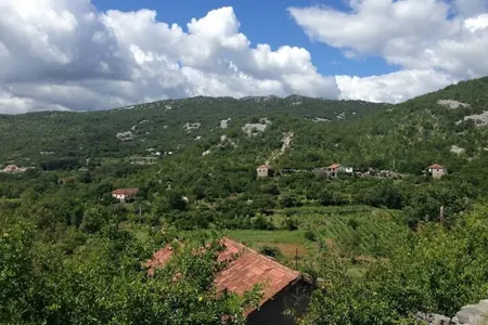 Land for sale in Rvaši, Cetinje.
