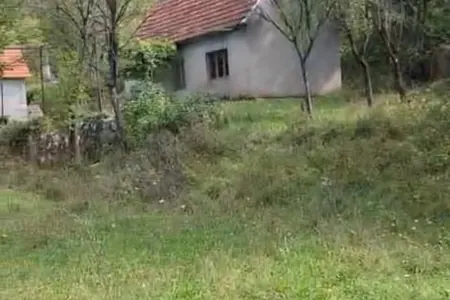 Land for sale near the lake, 8 km from the town of Niksic