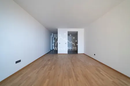 Luxury apartment in St Stefan