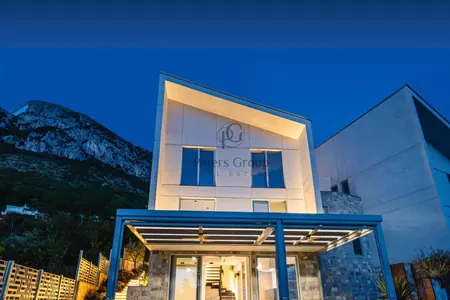 Luxury Villas for Sale with Stunning Views of the Budva Riviera Near Sveti Stefan