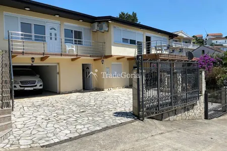 Mini Hotel with 4 Apartments near Uteha Beach