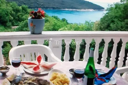 Mini hotel in Kruche with sea view near the beach and spacious parking