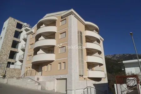 Apartmentenhaus 'Sweet Home' in Becici, Bezirk Ivanovici
