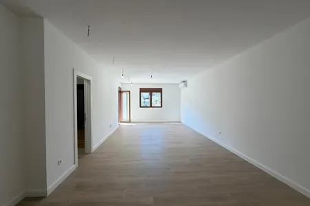 Neue 2-Zimmer-Wohnung mit 69 m² zum Verkauf in Dobrota, Kotor