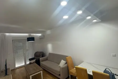 Сдается 1-спальная квартира, Будва, Лази, 46 м²