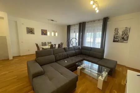 1-Zimmer-Wohnung zu verkaufen im Neubau in Budva