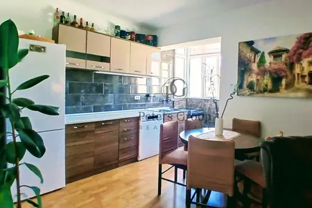 Gemütliche 1-Zimmer-Wohnung, Vladimir Rolović Straße, Bar