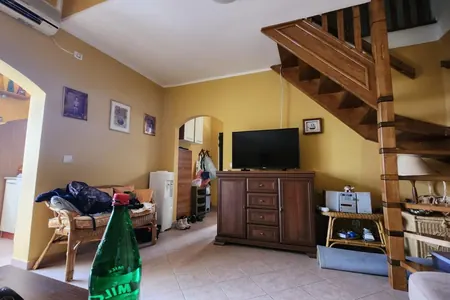 1-Zimmer-Apartment. Baoshichi.