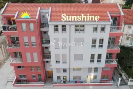 Hotel in Budva mit 15 Apartments