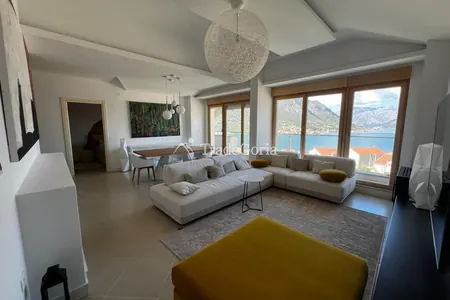 Penthouse, 2 bedrooms, Dobrota