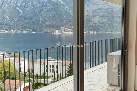 Penthouse in Dobrota