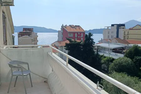 Дуплекс-пентхаус на первой линии, 75 м до моря